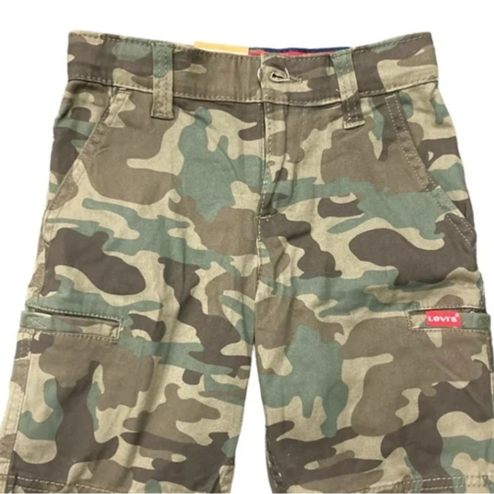 Levi's Navy and Red Shorts